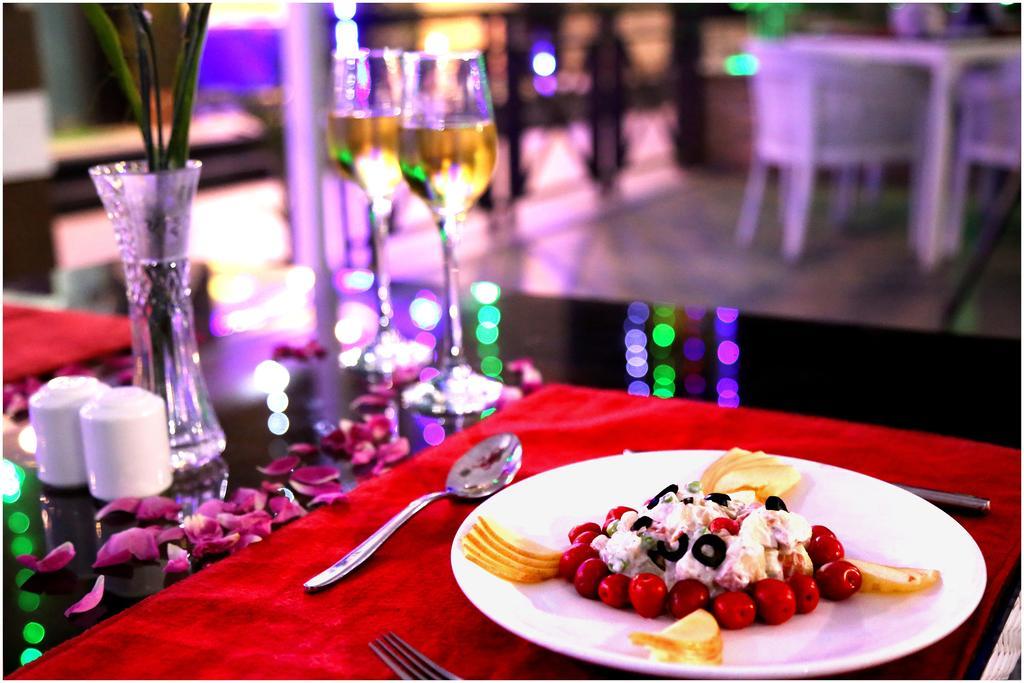 Hotel Shri Khedapati International Dewas Luaran gambar