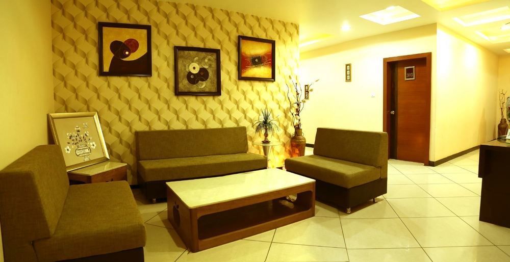 Hotel Shri Khedapati International Dewas Luaran gambar